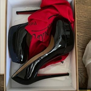 Christian Loubitan Bianca patent leather black